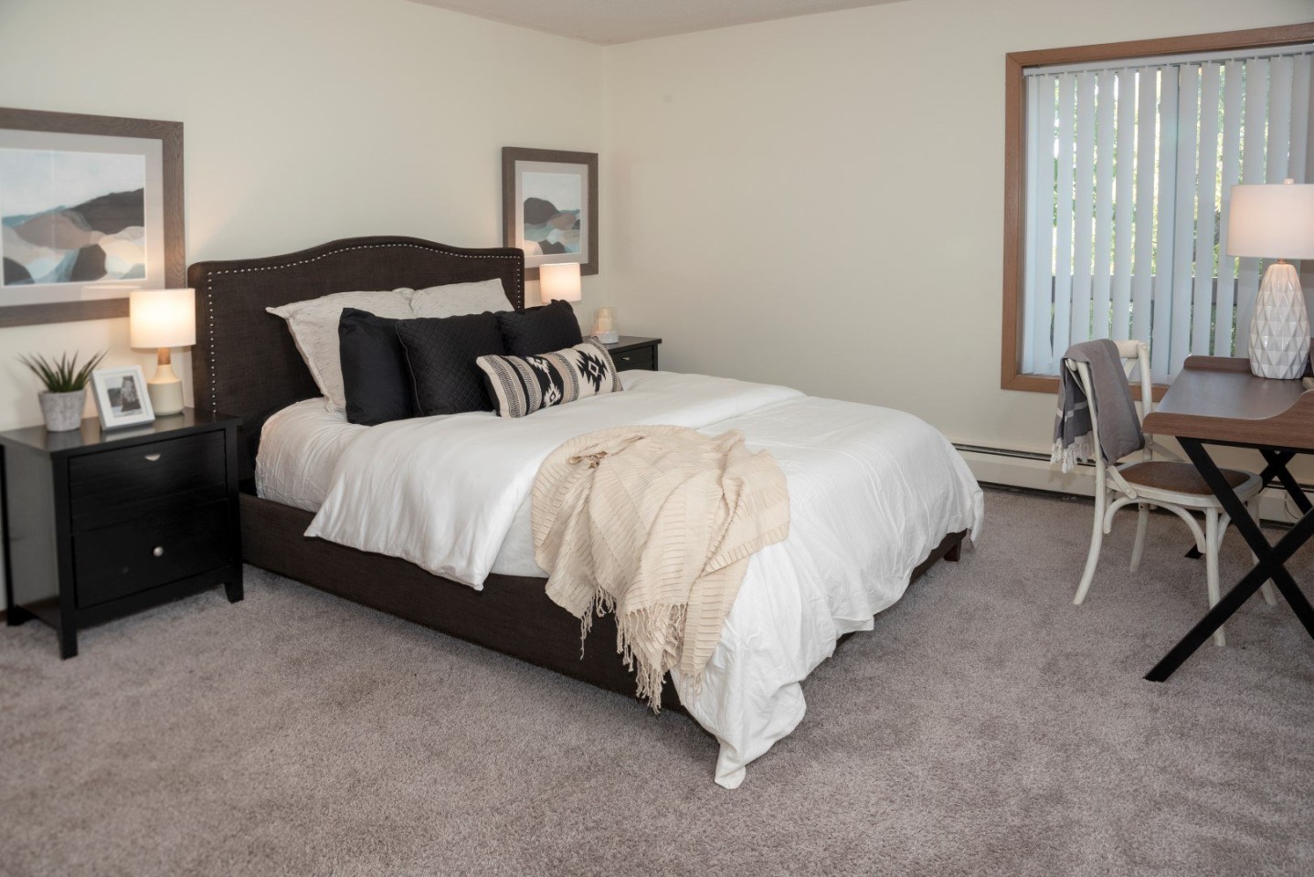 Burnsville Parkway Apartments Image 7