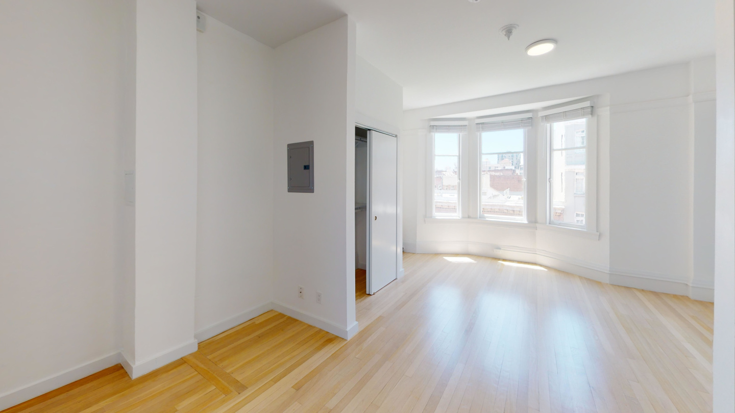 626 Powell St. Image 6