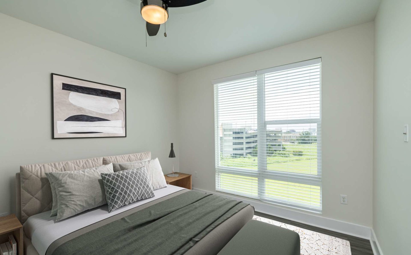 Society Westshore Apartments Image 17