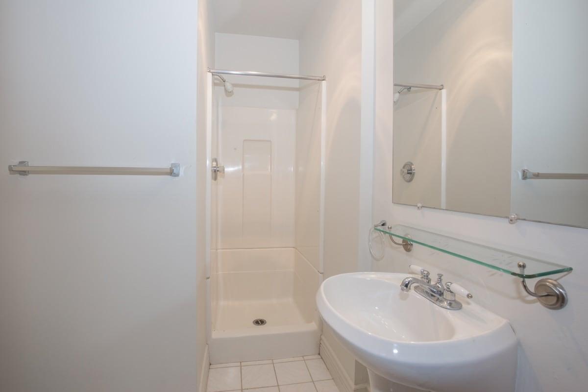 Clearwater and Star Apartments Image 130