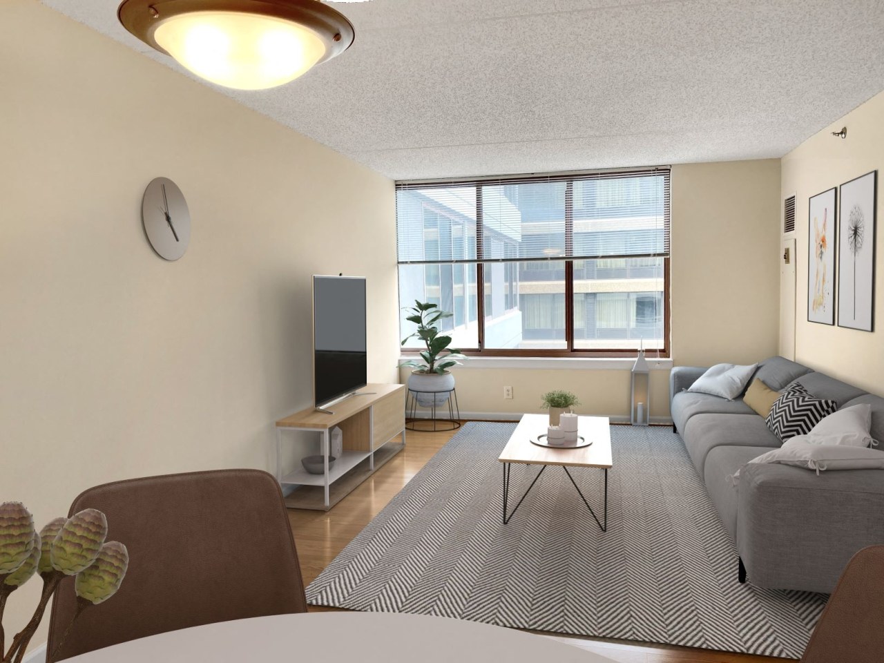 Lenox Club Image 7