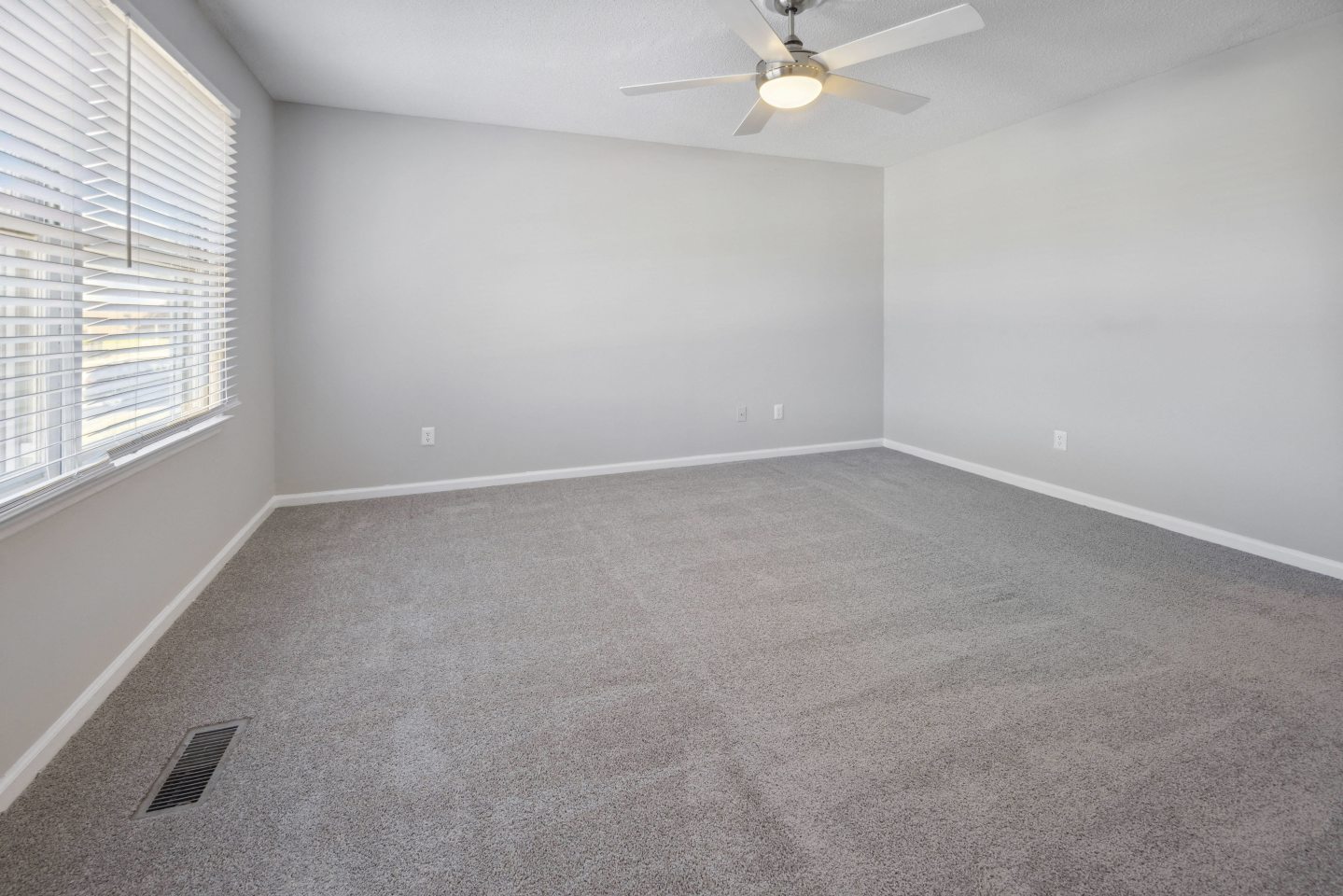 Belmont Heights Apartments & Townhomes Image 40