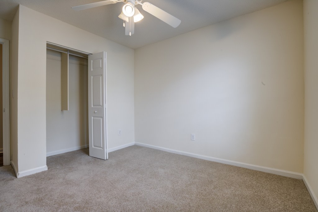 Ashmore Bridge Estates Apartment Homes Image 17