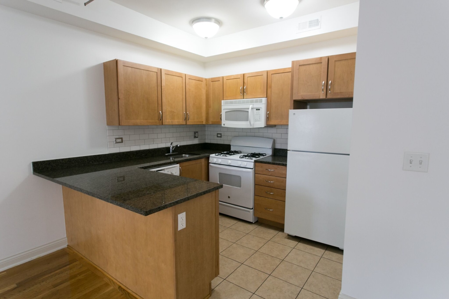 5400-5408 S. Ingleside Avenue Image 21