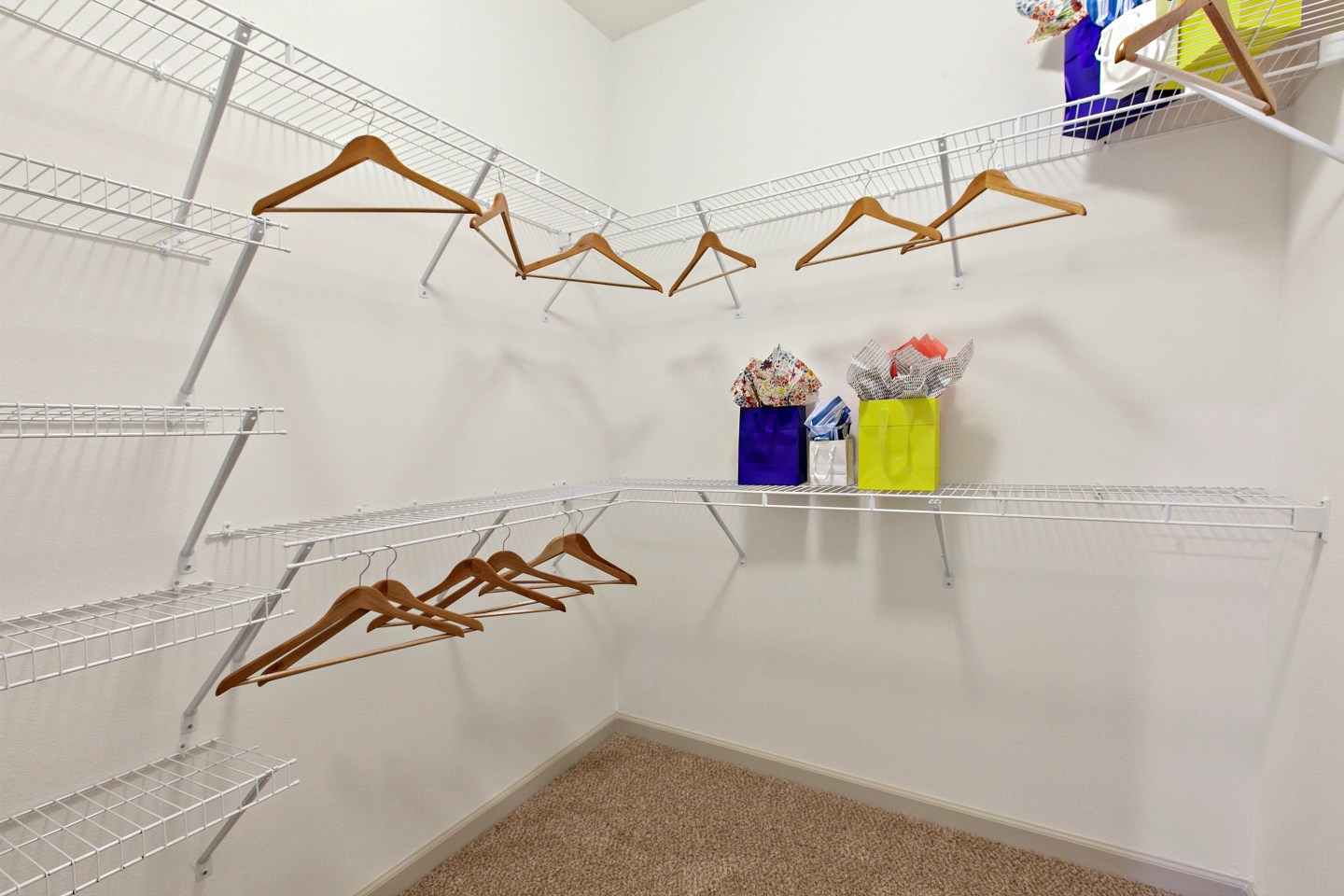 Sadler House Luxury Apartment Homes Image 4