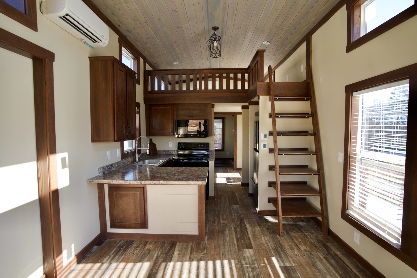 The Cottages of Anderson Image 31