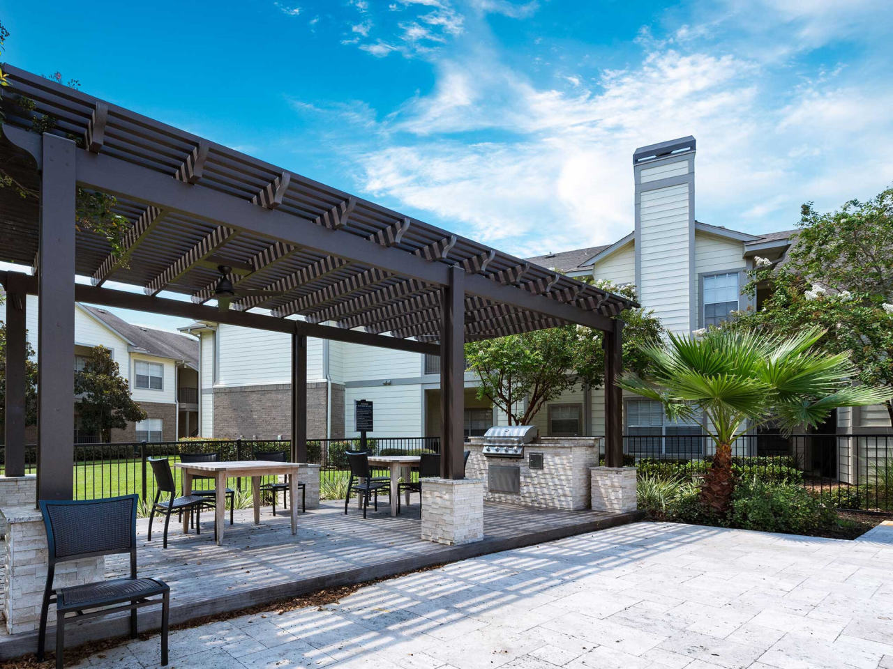 The Crescent at Country Club Image 25