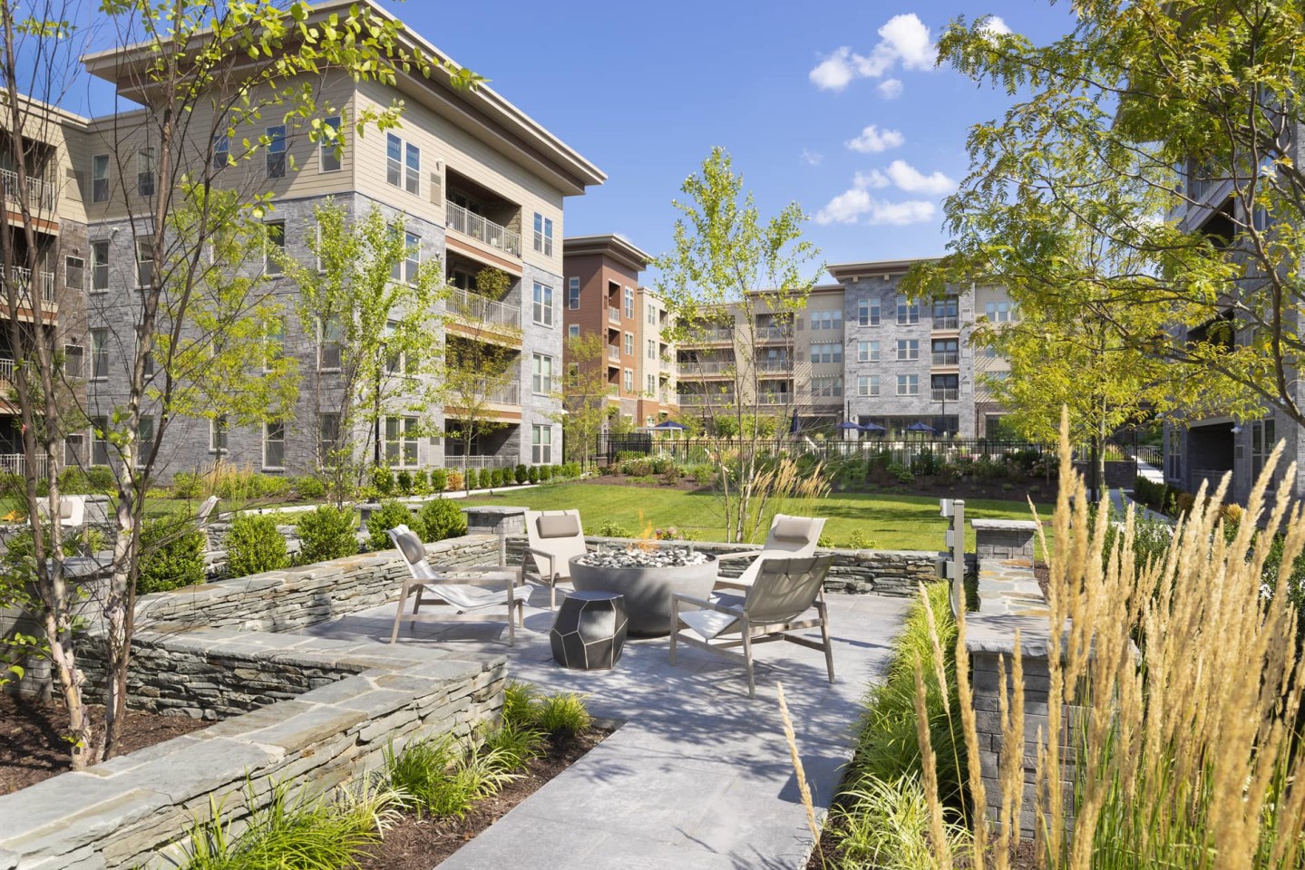 Park Square Image 28