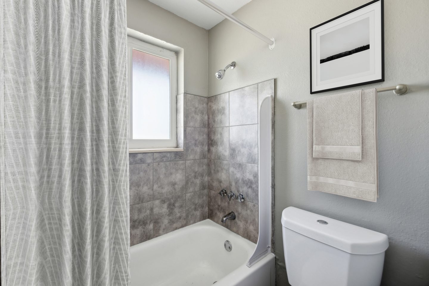 Newport Square Apartments Image 38