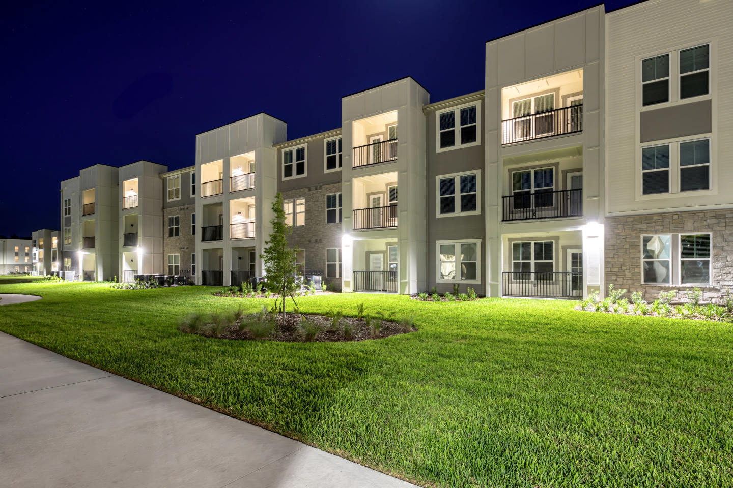 The Pointe at Davis Creek Image 6