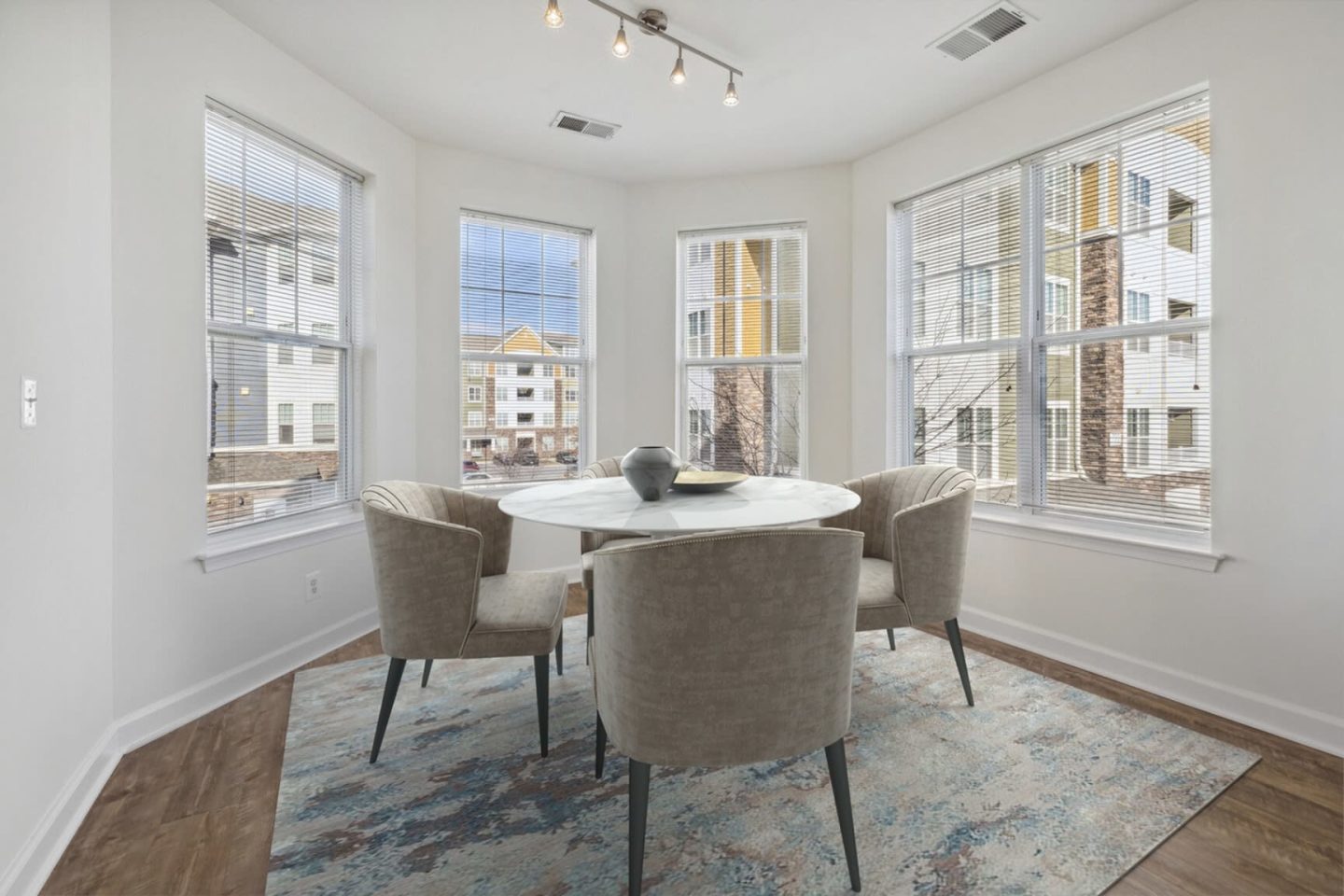 Prospect Hall Apartments Image 7