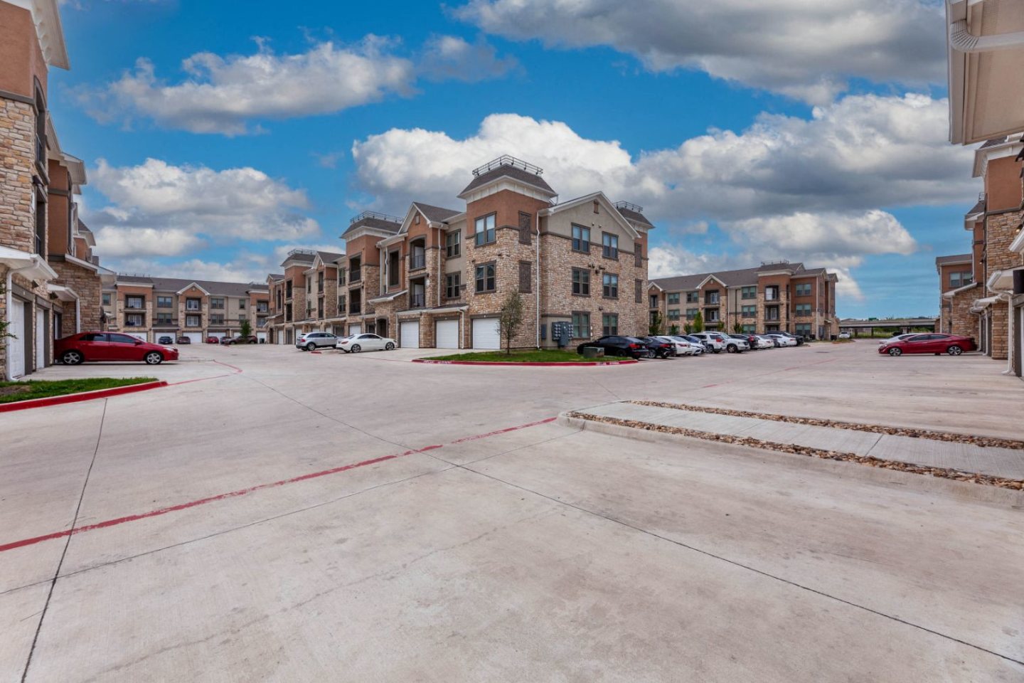 Luxia Grand Prairie Image 14
