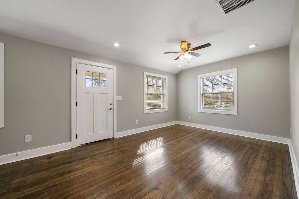 Balfour Marietta Luxury Apartments Image 11