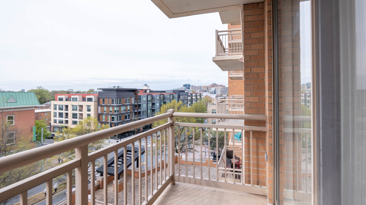 The Reserve at Clarendon Centre Image 12