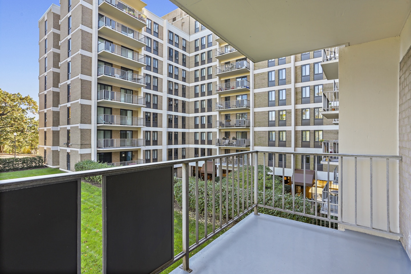 Barton House Image 31