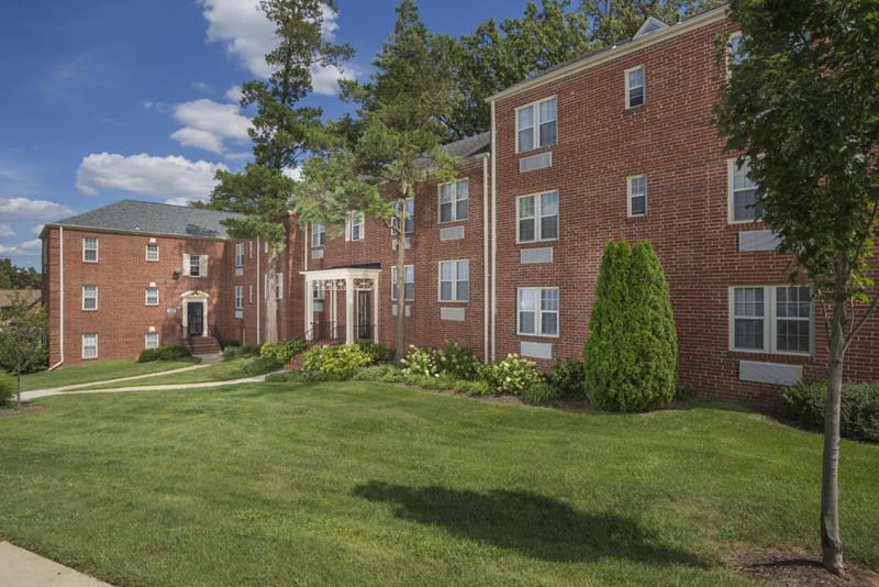 Kaywood Gardens Apartments Image 6