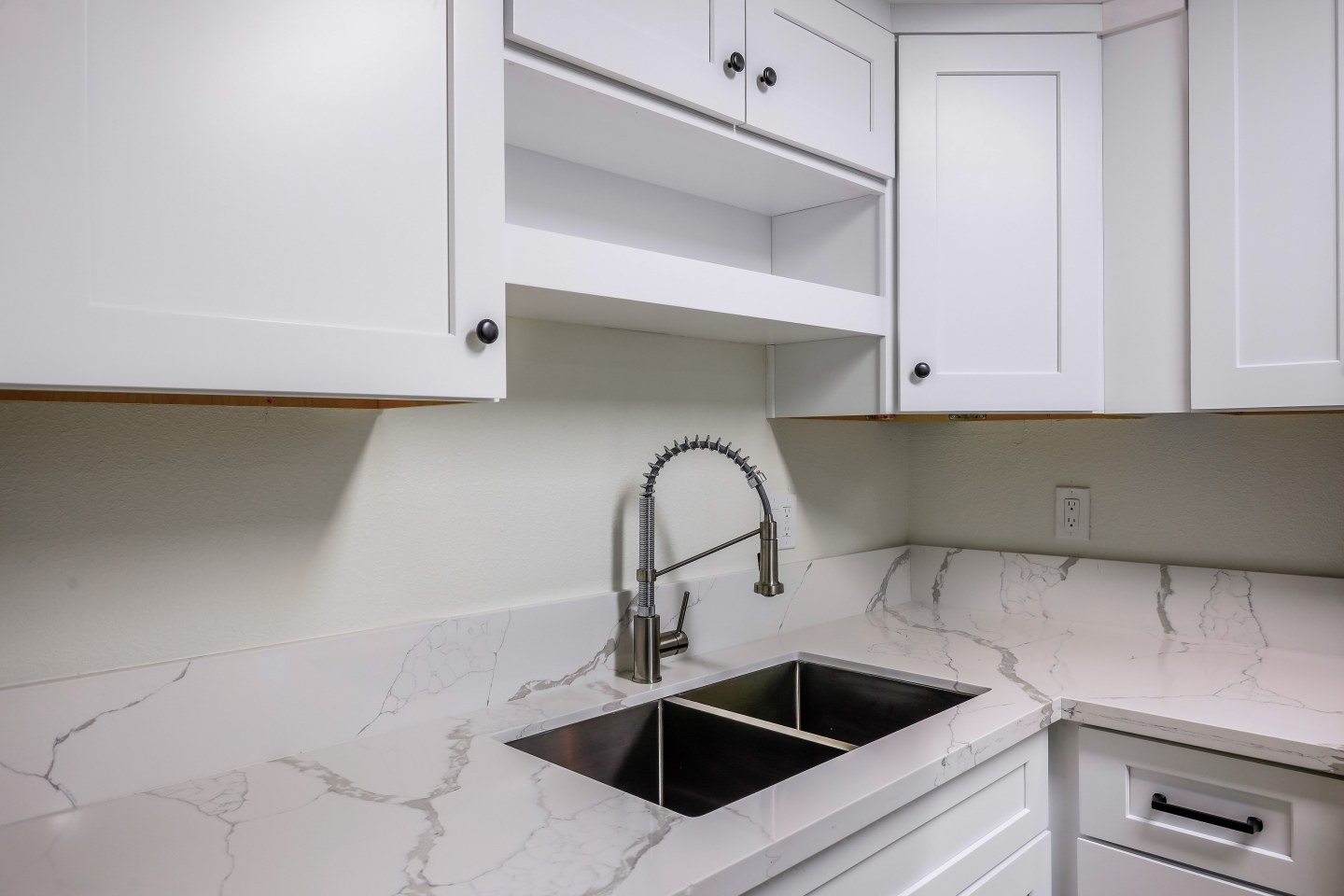 VIVA Apartment Homes Image 35