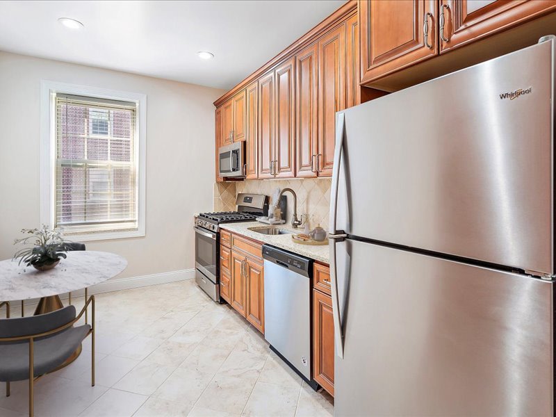 145-147 Summit Avenue Image 4