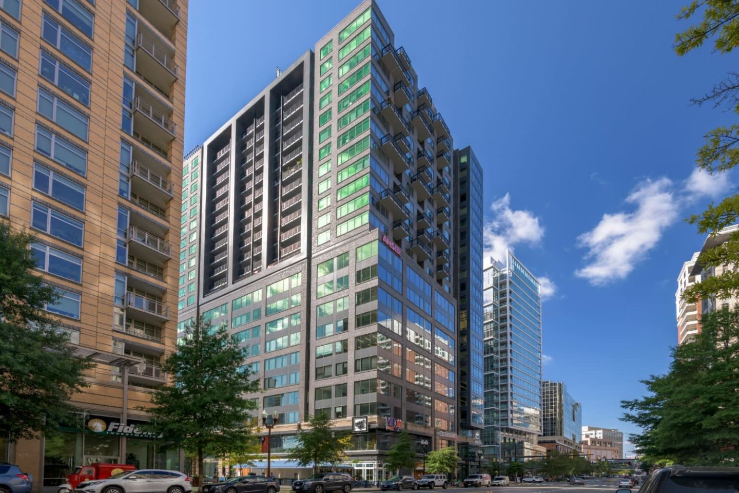 4040 Wilson Image 52