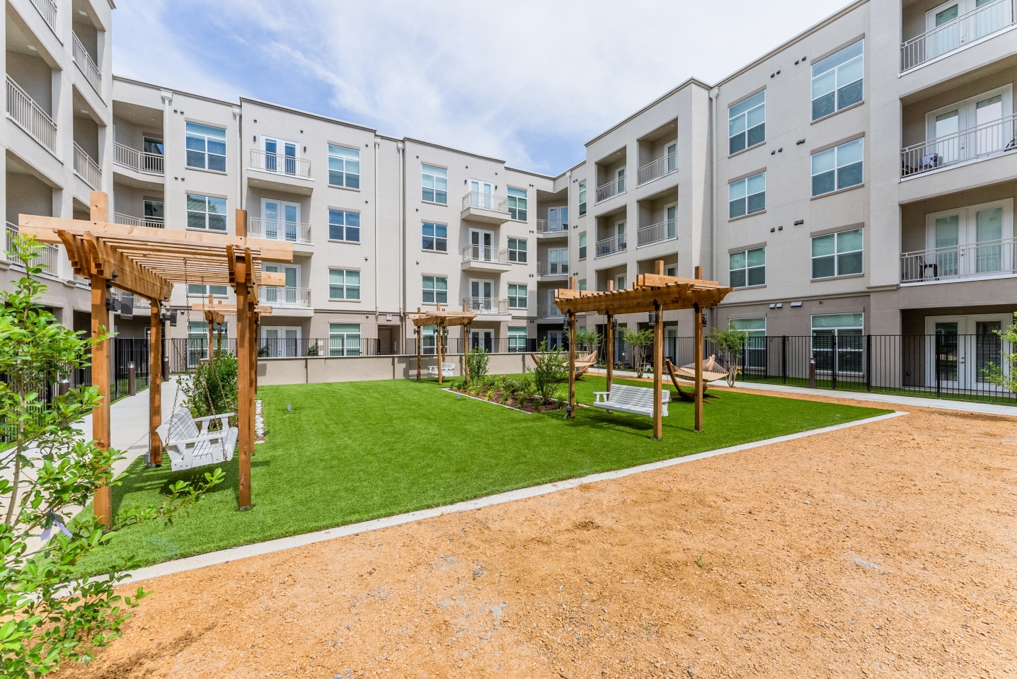 The Residences at 3000 Bardin Image 63