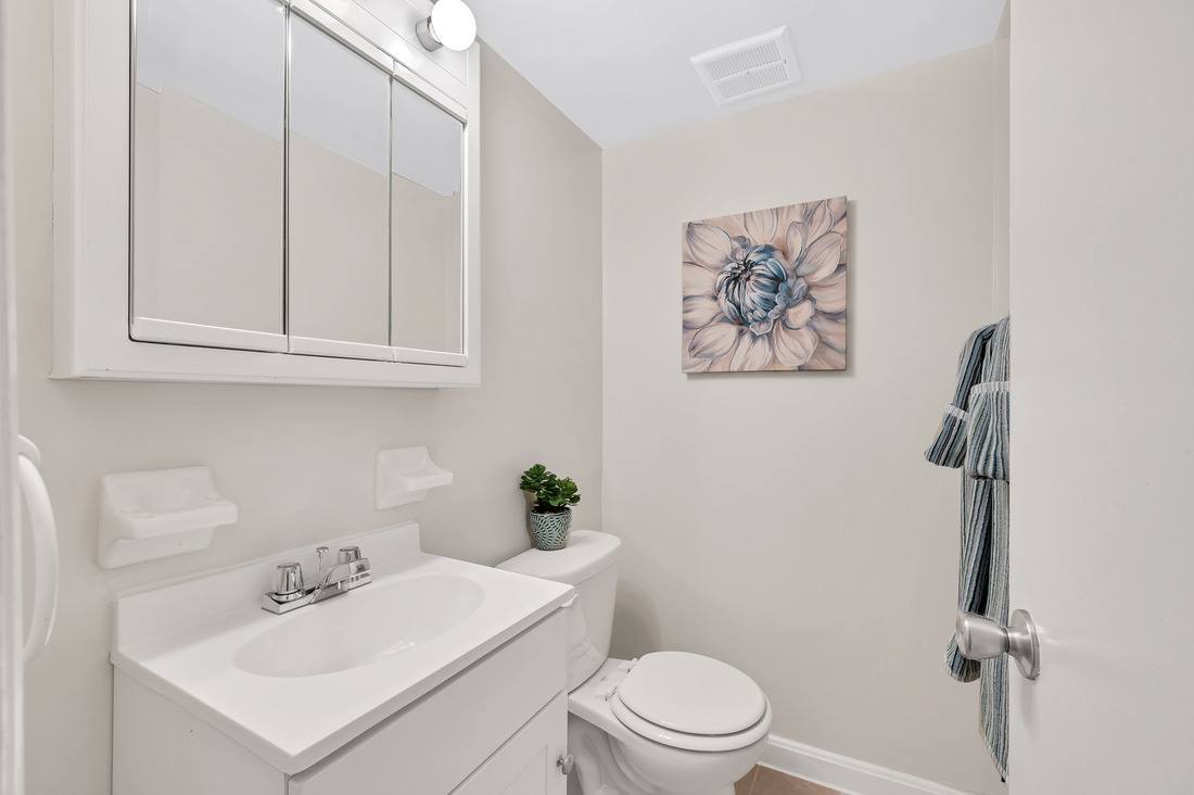 Washington Square Apartments Image 20