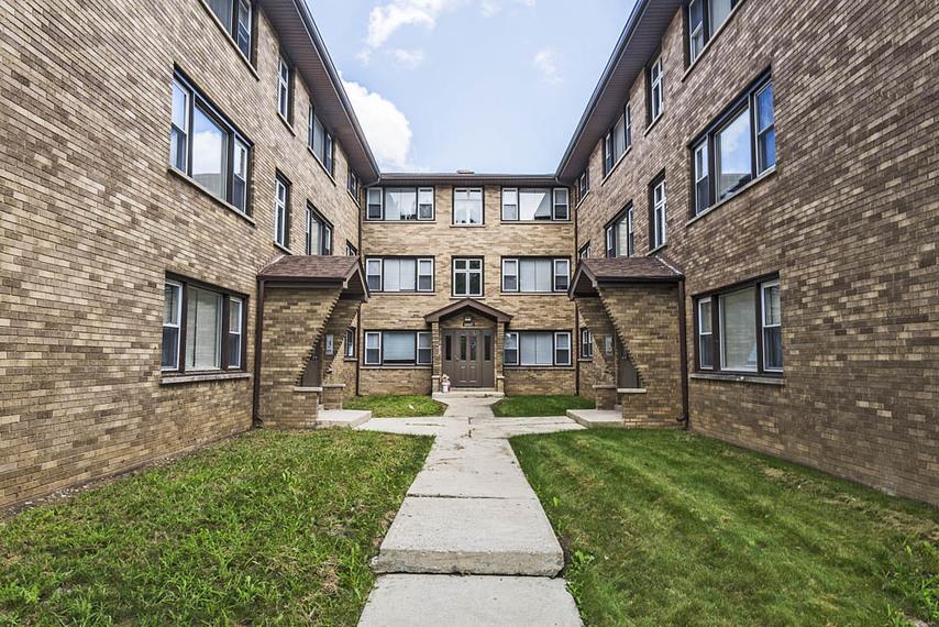 14015 S Tracy Ave Image 1