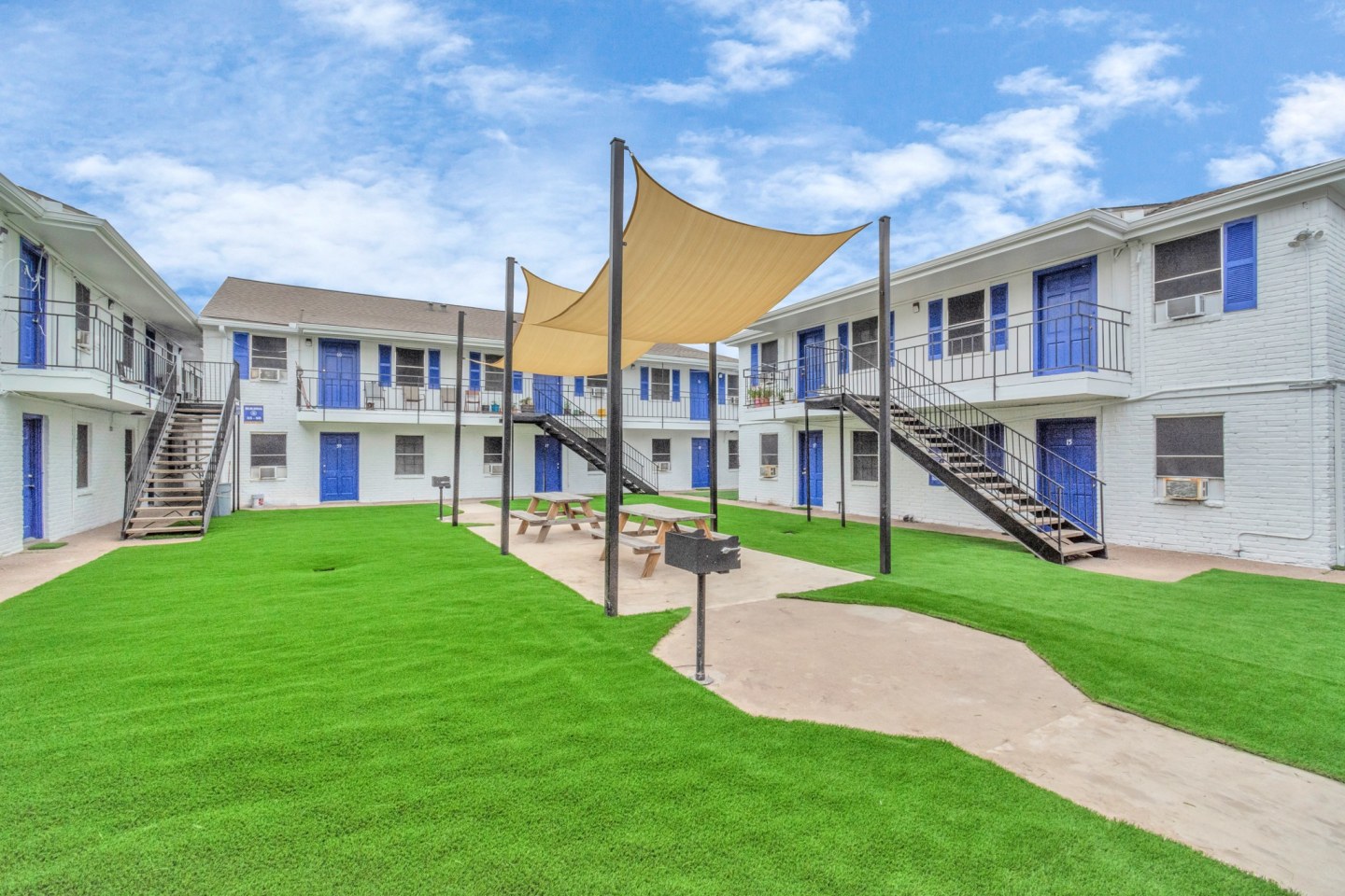 Post Oak Apartment Image 19