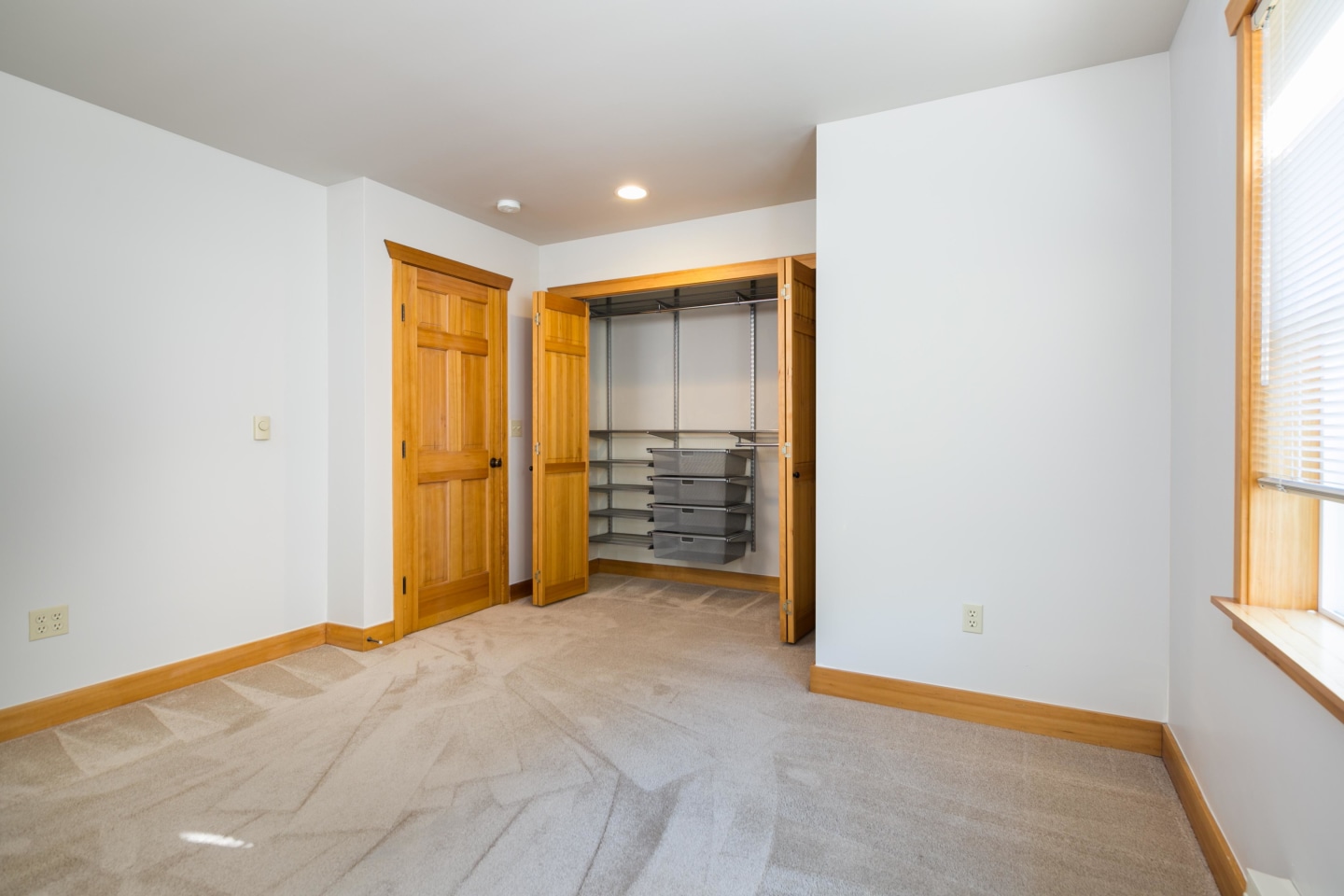 Pacific Pointe Apartments Image 30