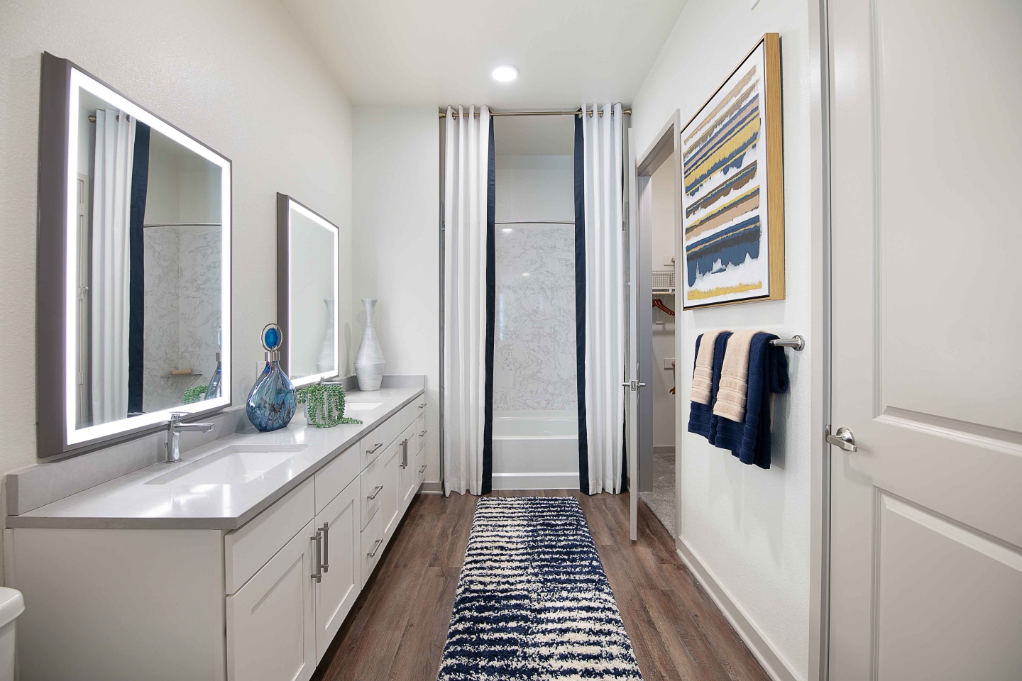 Sagemont Luxury Living Image 18