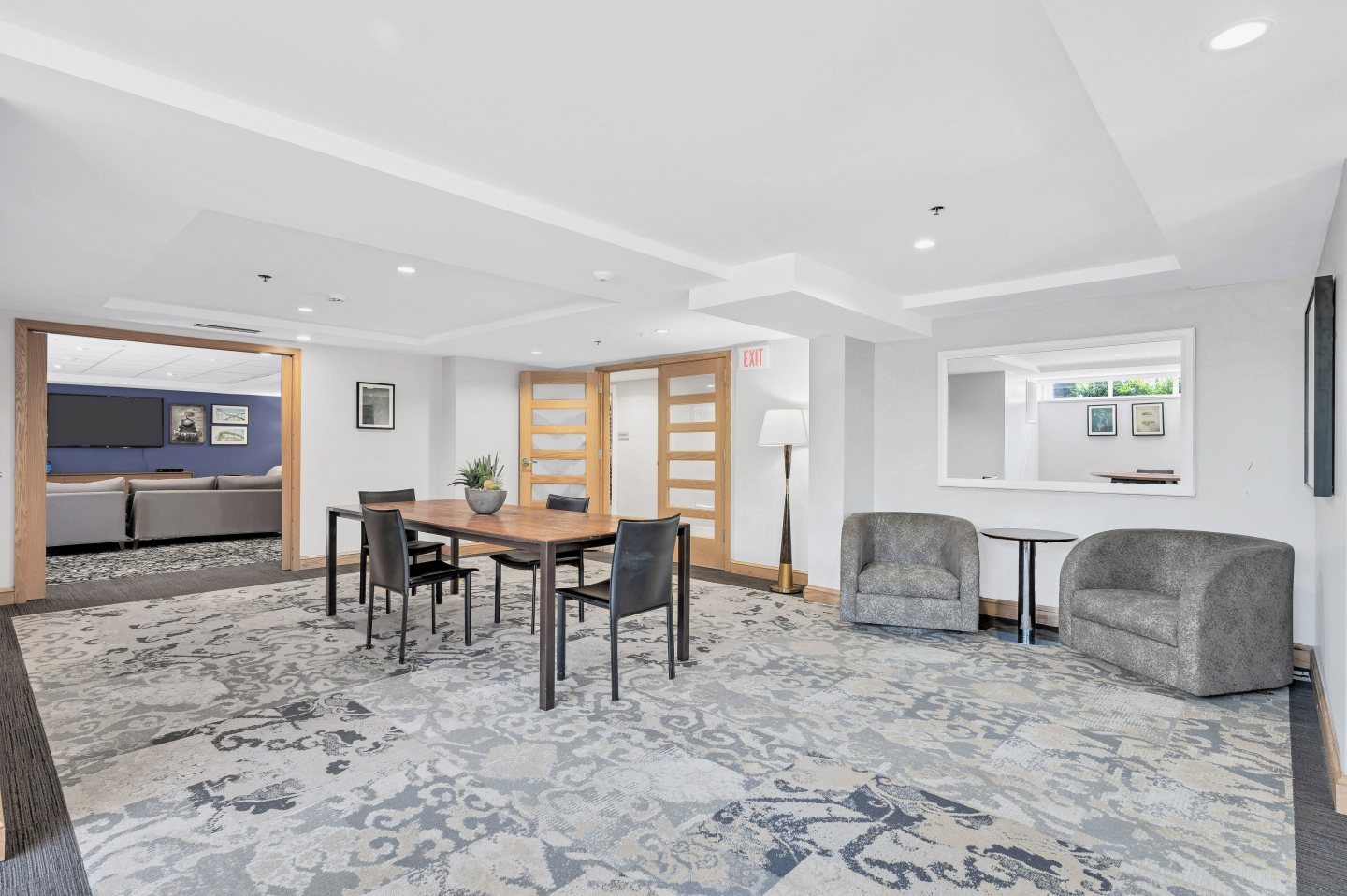 Broadstone Van Dorn Image 40