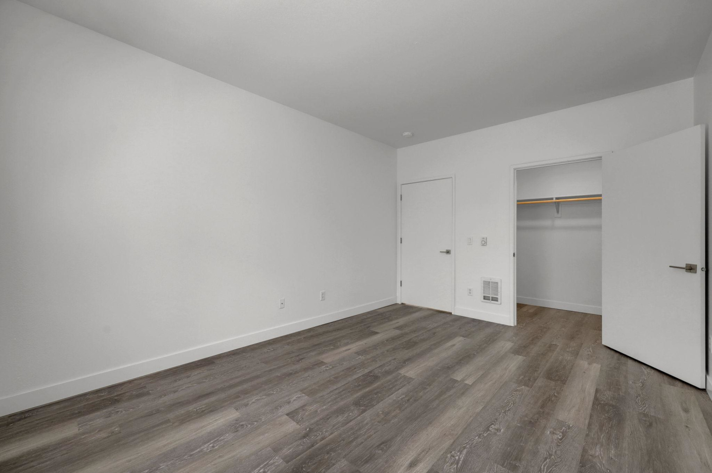 Broadway Place Image 33