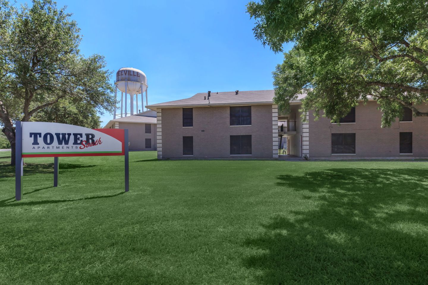 Tower South Apartments Image 2