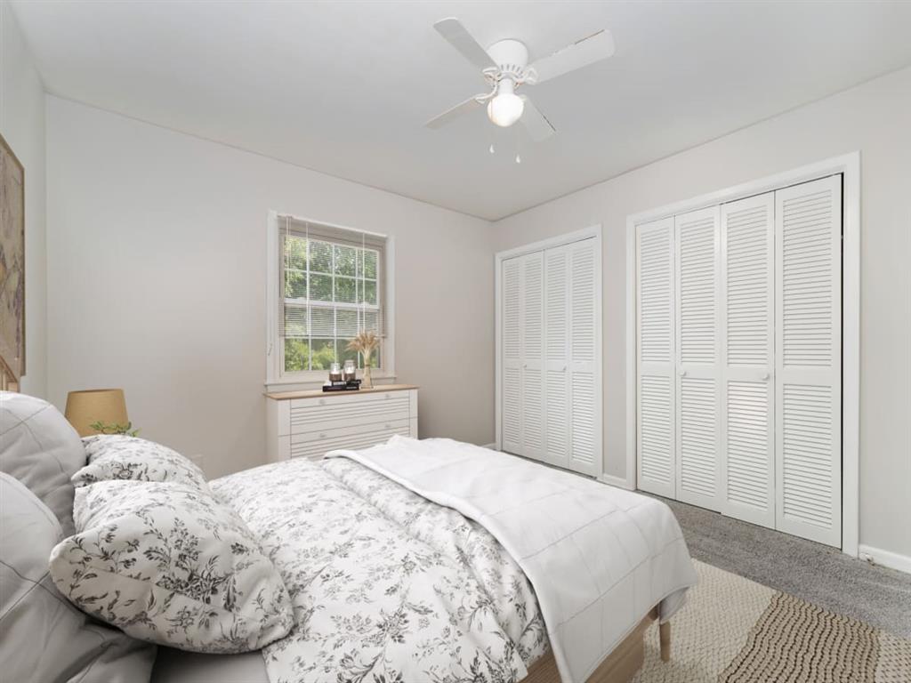 Meadowview Apartments and Townhomes Image 19
