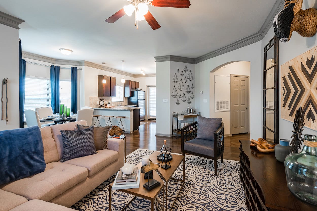 Cortland Sugar Land Image 4