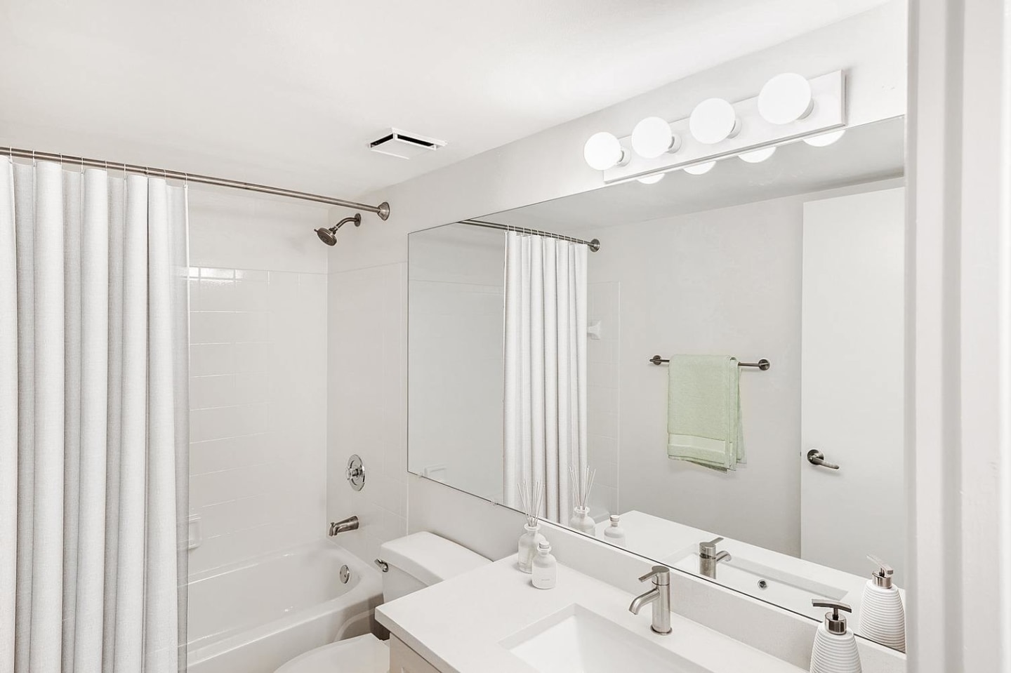 The Cove at Boynton Beach Apartments Image 25