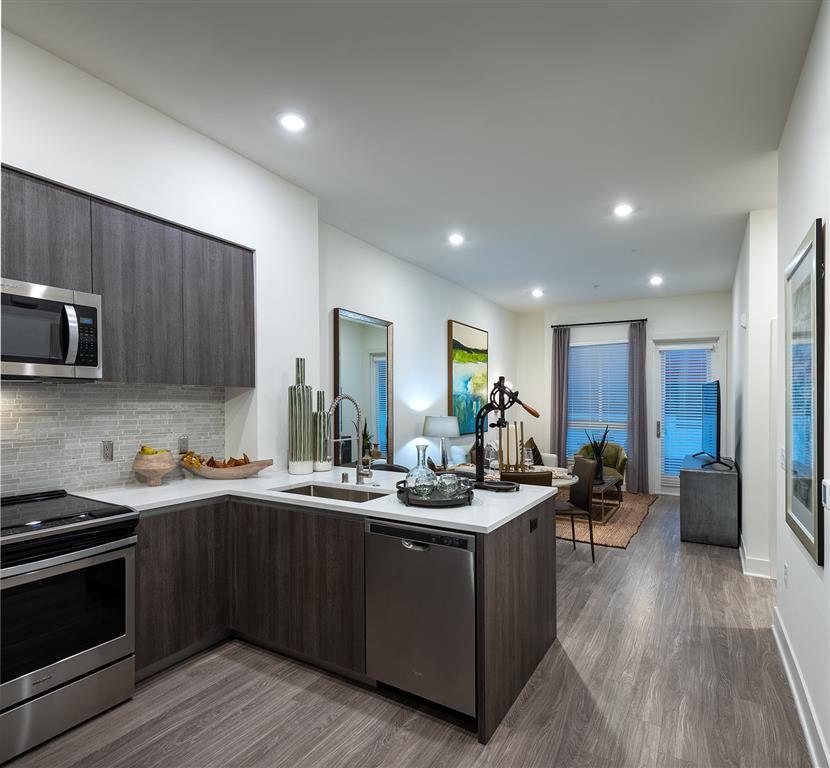 Kinley West LA Image 11