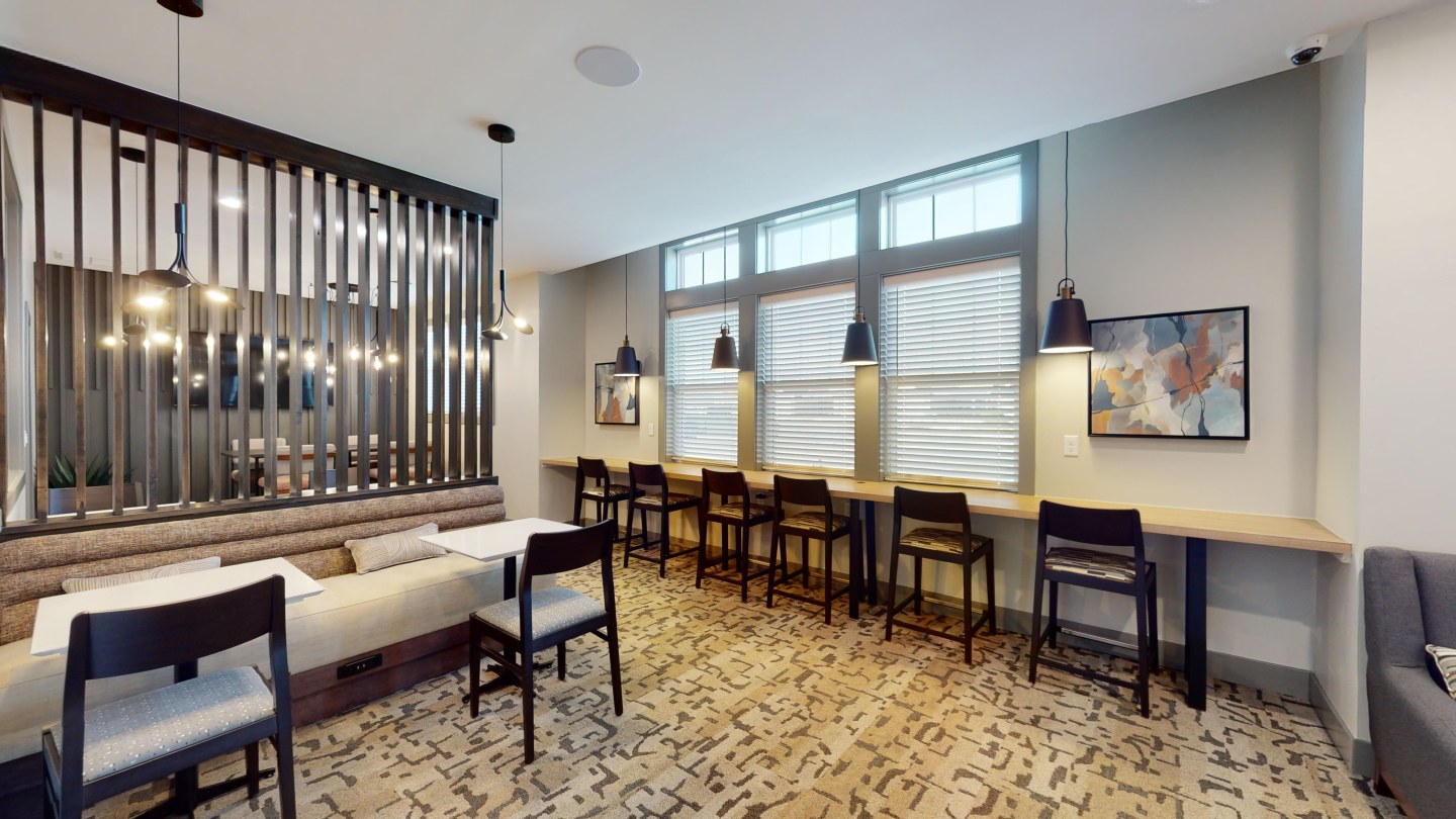 Insignia Apartments Image 18