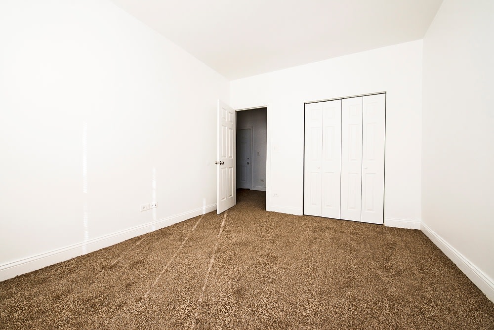 310 N Menard Image 17