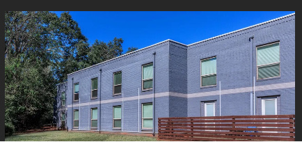 Social House Image 8