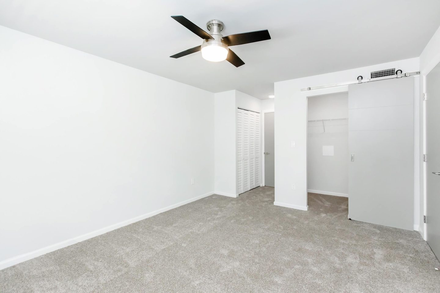 2500 Boca on Federal Image 44