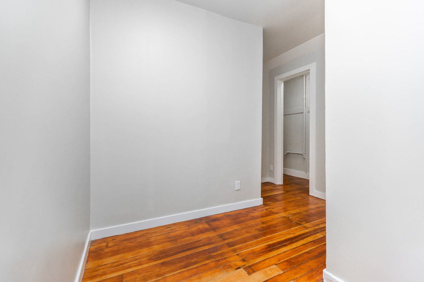 415 Buchanan Image 8