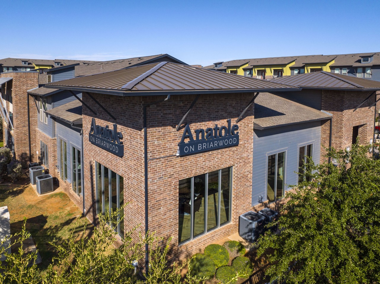 Anatole on Briarwood Image 50