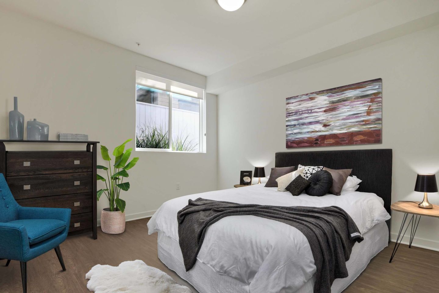 The Metropolitan at Larchmont Village Image 16