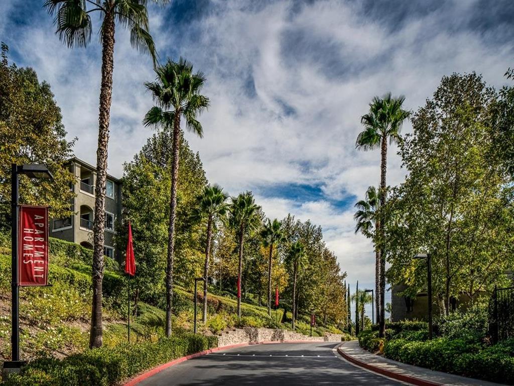 Eagle Glen Image 13