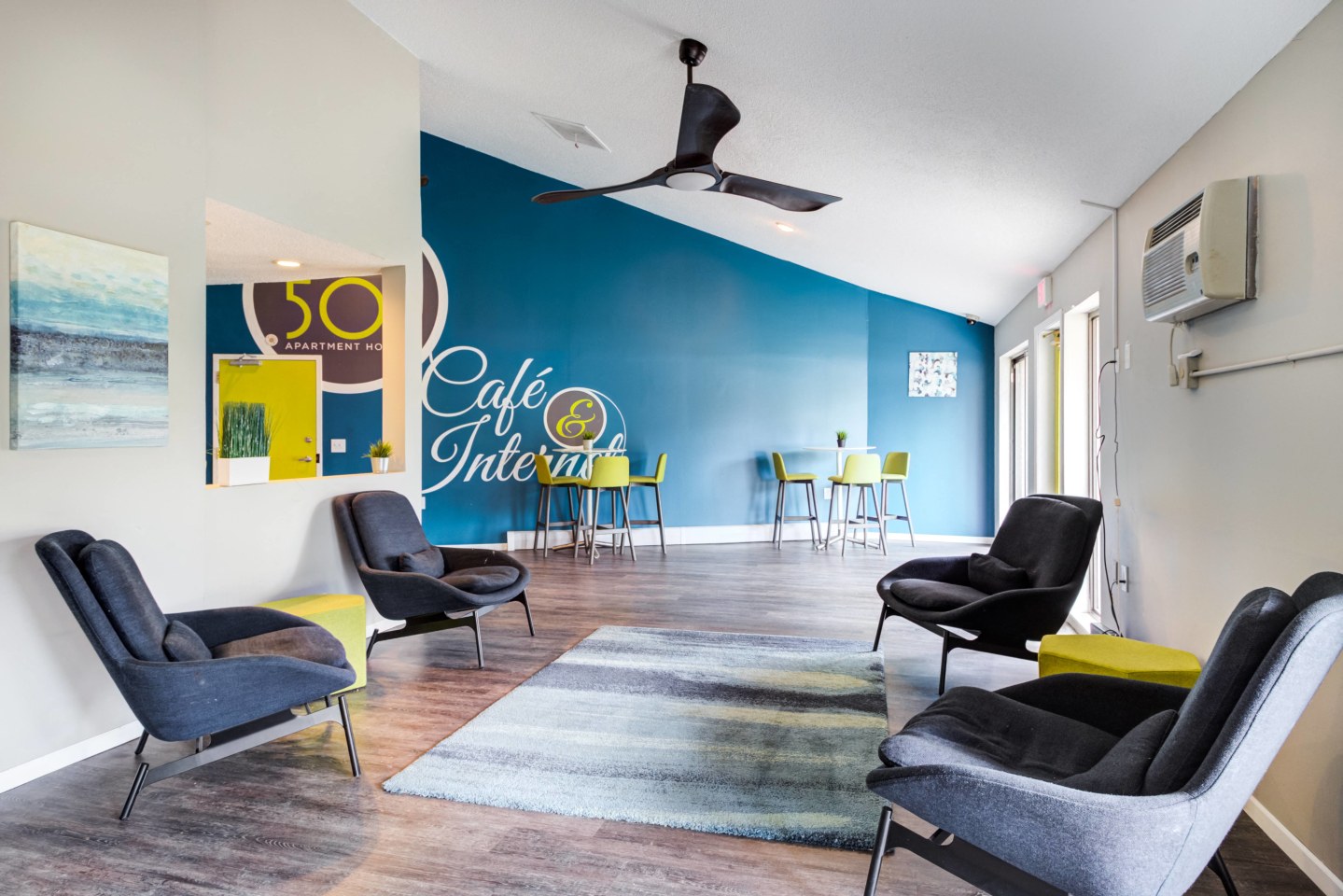 Twelve 501 Apartment Homes Image 16