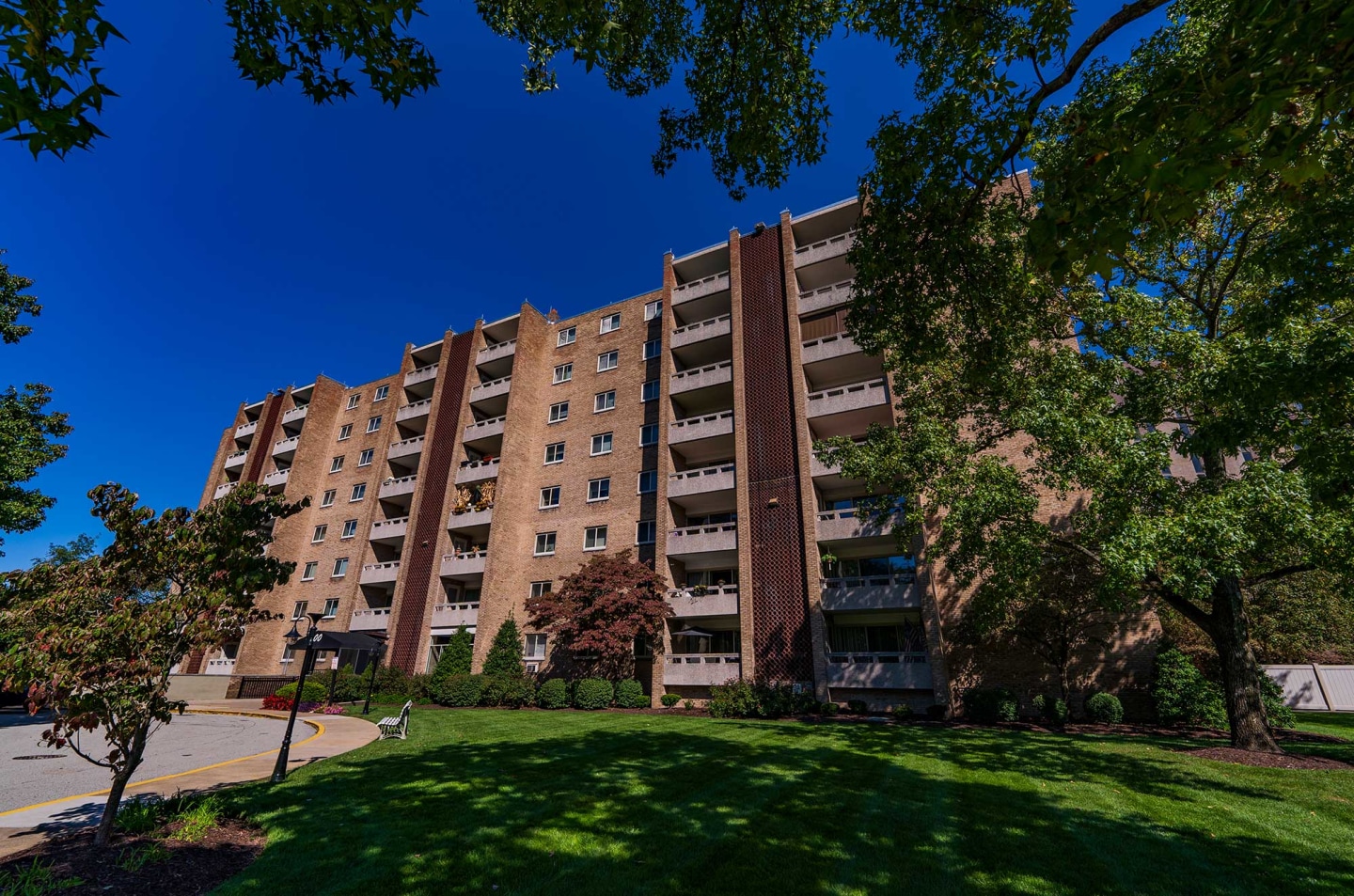Laurel Village Apartments Image 19