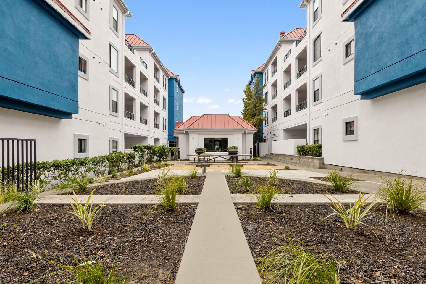 Del Norte Place Apartment Homes Image 19