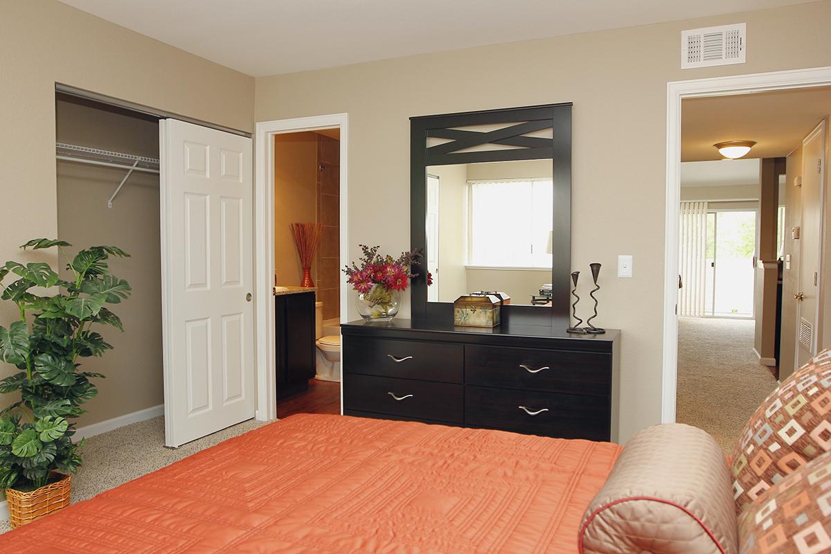 The Girard at Cherry Hills Image 6
