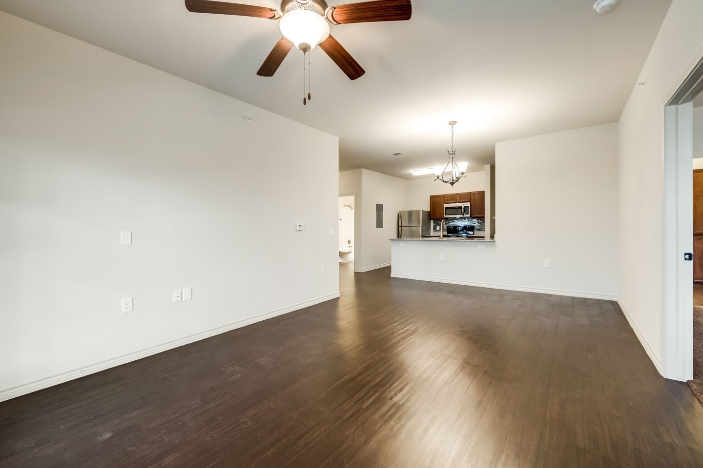 Majors Place Image 28