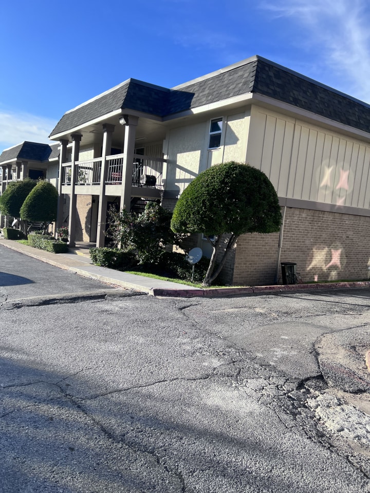 Autumn Creek Apartmenta Image 4
